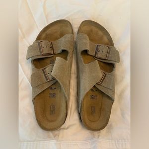 NWOT Arizona Birkenstock's